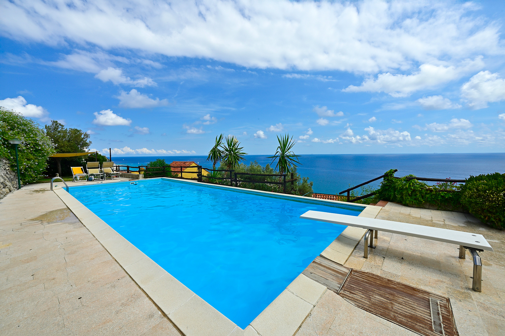 Piscina condominiale